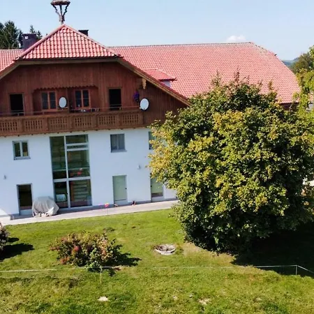 Apartment Idyllische Designer-apartments Am Bio-bauernhof In Salzburgerseenland Schmiding 10 Seekirchen am Wallersee