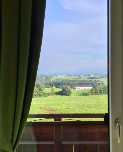 Idyllische Designer-apartments Am Bio-bauernhof In Salzburgerseenland Schmiding 10 *